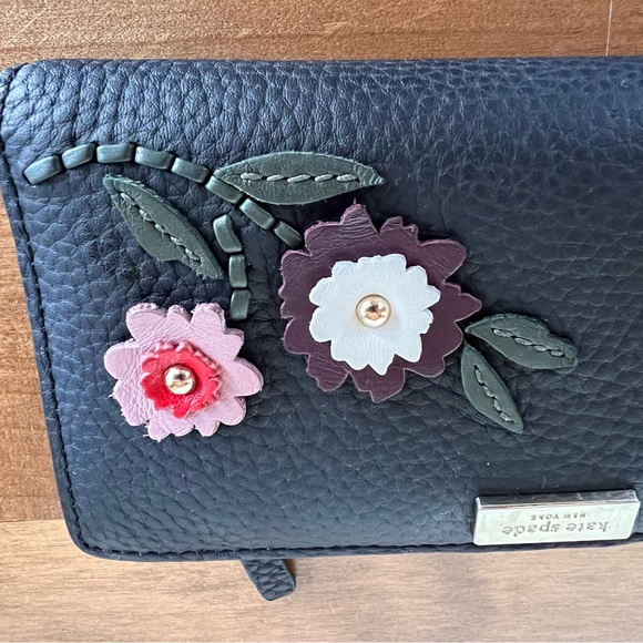 Kate Spade Embellished Medium Tote Bag and Wallet set - Picture 11 of 13